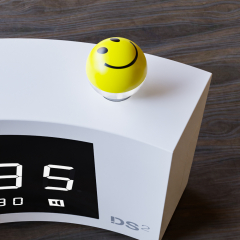 Bouton Snooze pour réveil de type DS-2, motif Smiley